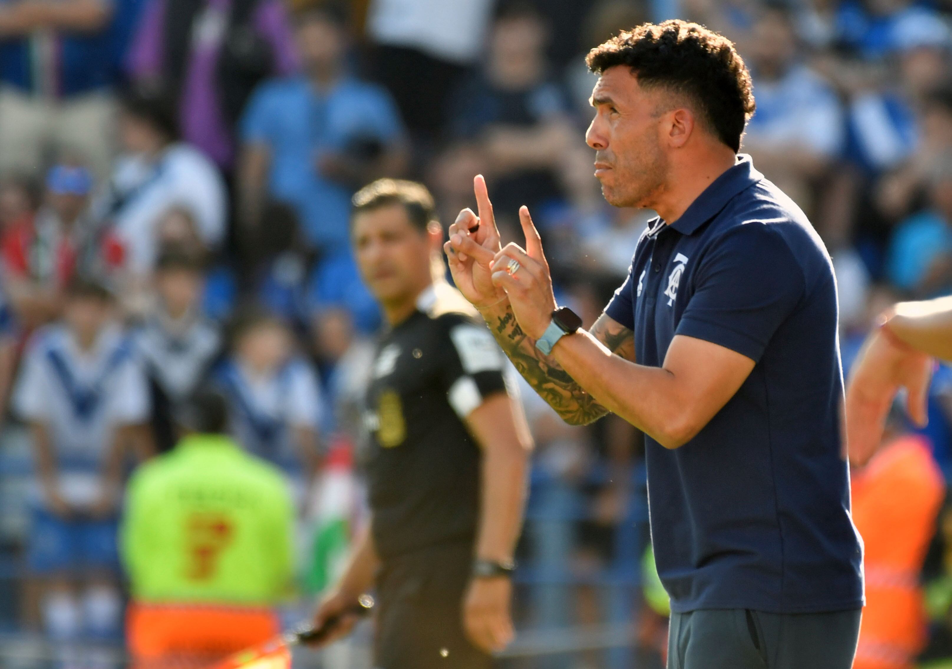 Carlos Tevez, DT de Talleres. Vélez Sarsfield vs Talleres de Córdoba.
Foto: FOTOBAIRES
Fecha 14 Torneo Clausura Liga Profesional.