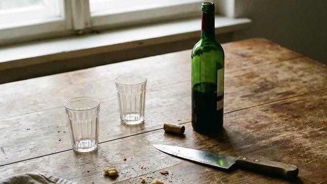 Dos hermanas que conversaban y bebían, pelearon y una de ellas resultó herida. La agresora fue condenada a prisión, en Jujuy. (Imagen ilustrativa)