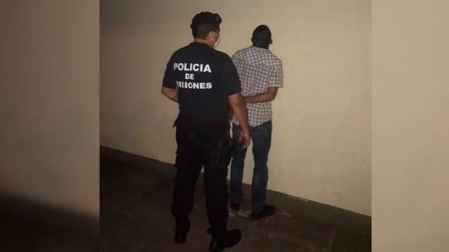 Aterrorizaba a los transeúntes con un arma de fuego y terminó detenido.