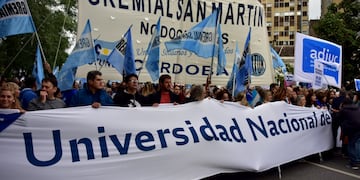 Marcha federal universitaria en Córdoba.
