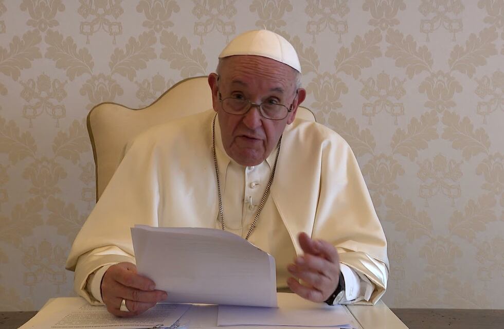 El papa Francisco destacó la necesidad de “vacunas, agua y pan cotidiano” en los distintos países