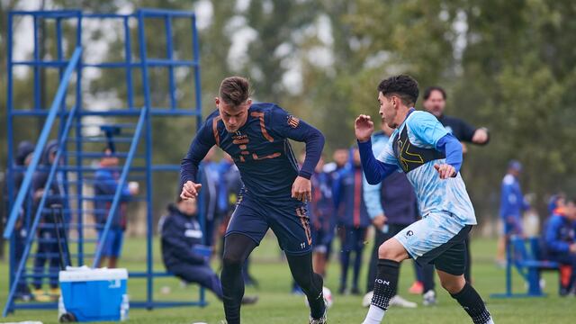 Federico Girotti ya hizo fútbol en el amistoso del remanente de Talleres frente a Racing (Prensa Talleres).