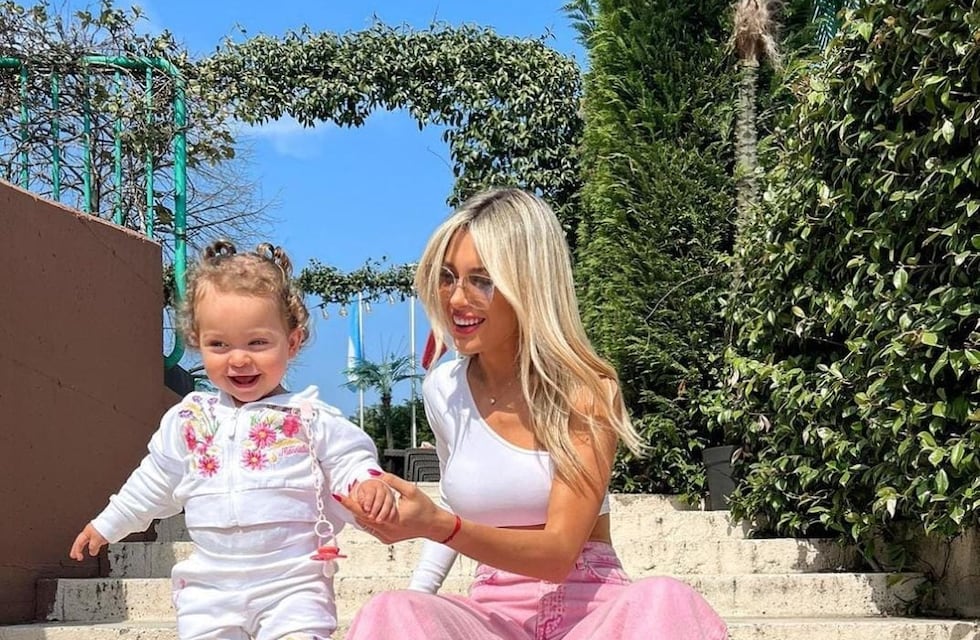 Agustina Gandolfo: crónica de anécdotas con la adorable Nina