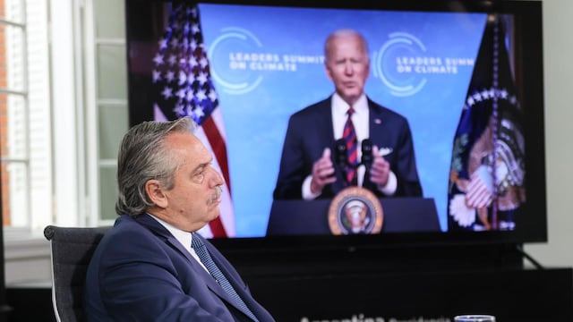 El Gobierno espera que Joe Biden libere dosis para la Argentina (Presidencia)
