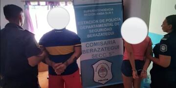 La madre de Renzo y su pareja, el padrastro, detenidos.