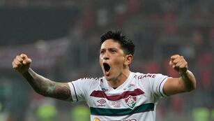 Germán Cano, del Fluminense de Brasil, festeja la victoria por 2-1 sobre Internacional en la semifinal de la Copa Libertadores, el miércoles 4 de octubre de 2023.