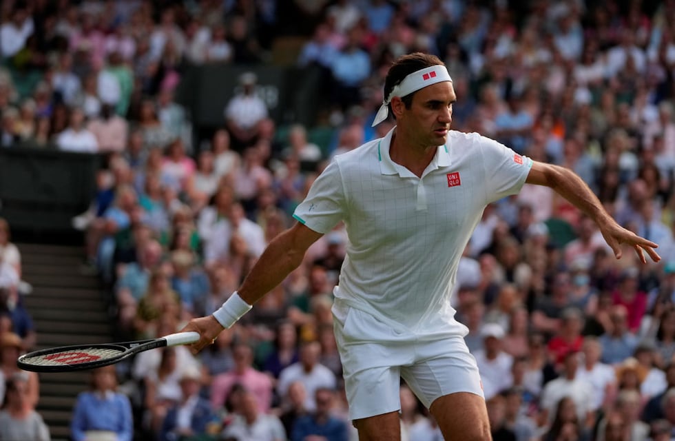 Roger Federer se despidió de Wimbledon: quedó eliminado en cuartos de final ante Hubert Hurkacz