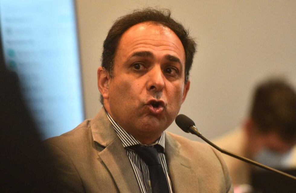 El Fiscal General de Córdoba denunció que le rayaron el auto y apuntan a “ataques intimidatorios”
