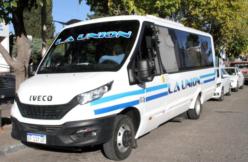 Comenzó a circular un nuevo servicio de colectivo urbano en Alvear