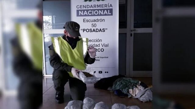 Gendarmería incautó marihuana en un micro de larga distancia en Posadas.