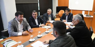 La Comisión de Economía aprobó beneficios para una planta de alimento balanceado y ordenó más de 300 leyes.