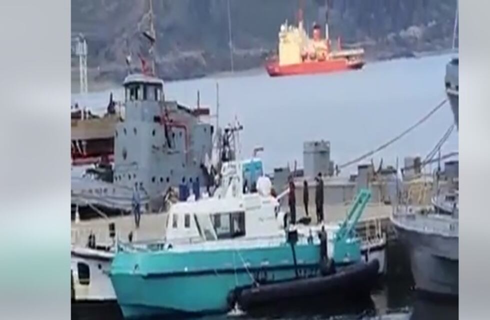 Ushuaia: accidente entre embarcaciones de la Armada deja un saldo de 4 heridos