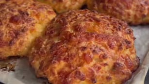 Cómo hacer un delicioso pan para sándwich sin harina y con solo 5 ingredientes: receta fácil y sin ensuciar mucho