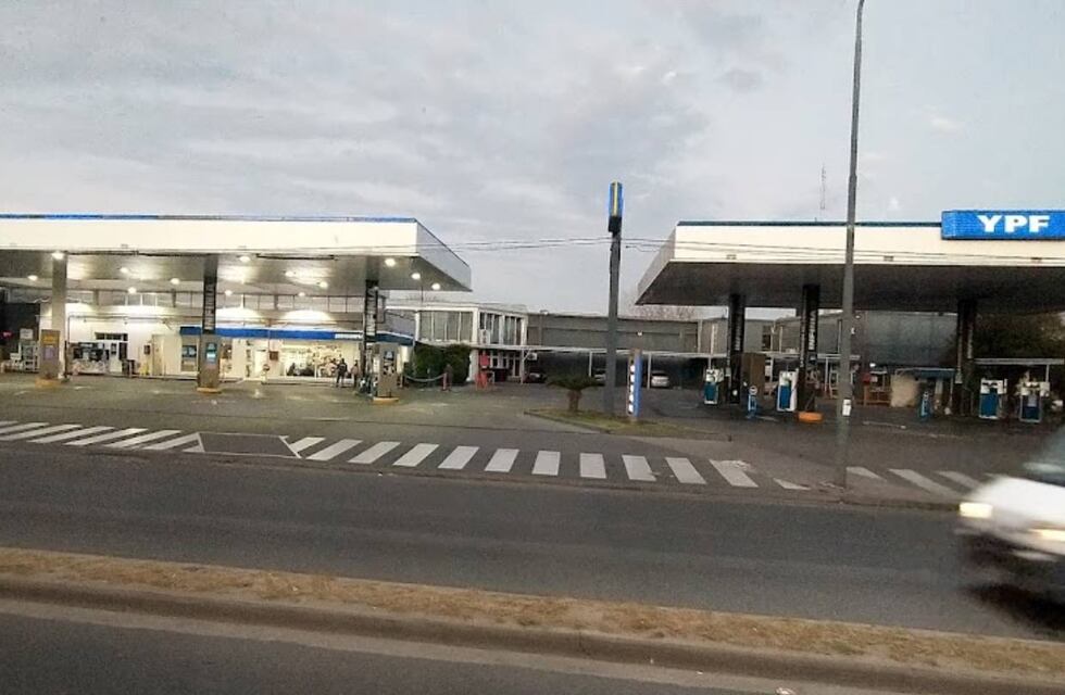 Dos amenazas inusuales reactivaron el temor en las estaciones de servicio de Rosario