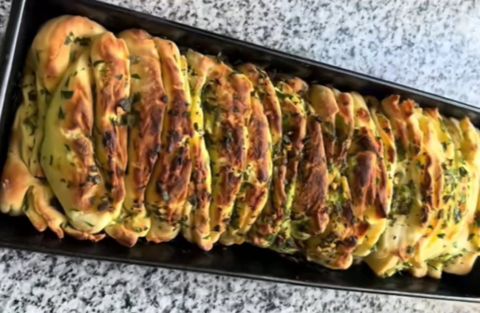 Cómo hacer un delicioso pan de ajo: la receta con solo 7 ingredientes que está lista en simples pasos