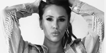 En camisa abierta y sin corpiño, Barby Silenzi mostró su contenido para Divas Play y se llevó todos los suspiros.