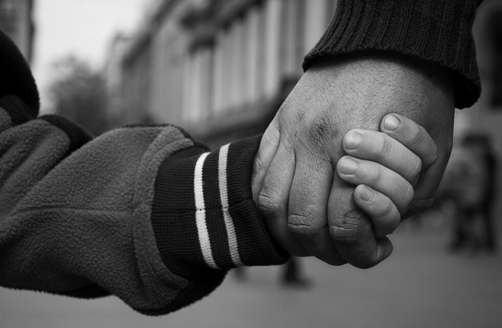 Jardín sanjuanino realiza una colecta para ayudar a un padre con cuatro niños, tras la muerte de la mujer: “No tienen nada”