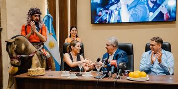 El Festival de la Naranja presenta una variada cartelera.