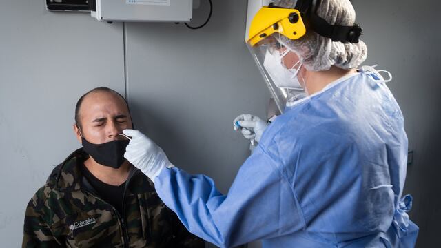 Testeos de coronavirus. (Foto: Ignacio Blanco)