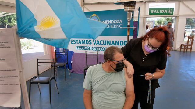 El Ministerio de Salud comunicó que hasta la fecha en Mendoza se registraron 168.844 casos positivos confirmados de Covid-19.