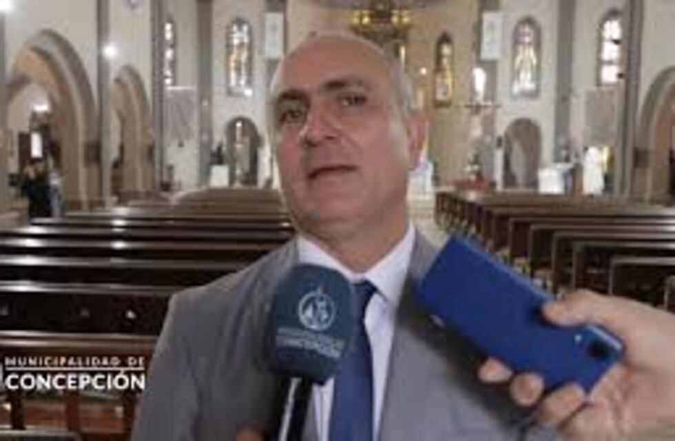 Molinuevo convocó a la unidad nacional en el acto del 25 de Mayo