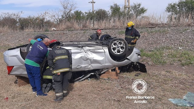 Vuelco en Ruta 19 en Arroyito