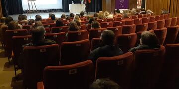 Teatro Municipal Gonzales Chaves