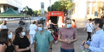 Jornada de concientización sobre la obesidad en el Punto Sano de la Plaza 25 de Mayo