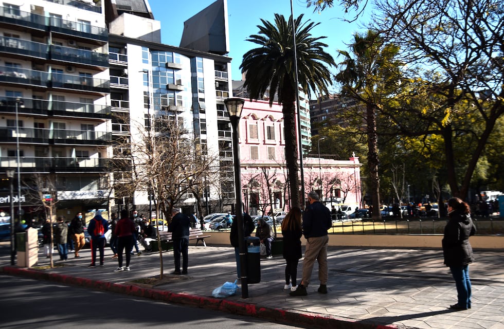 Coronavirus en Córdoba: aseguran “sostenido descenso” en los principales indicadores