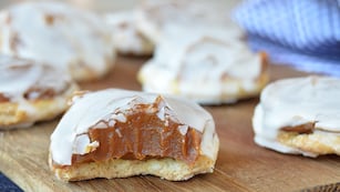 Colación, preparación típica de Córdoba con mucho dulce de leche.