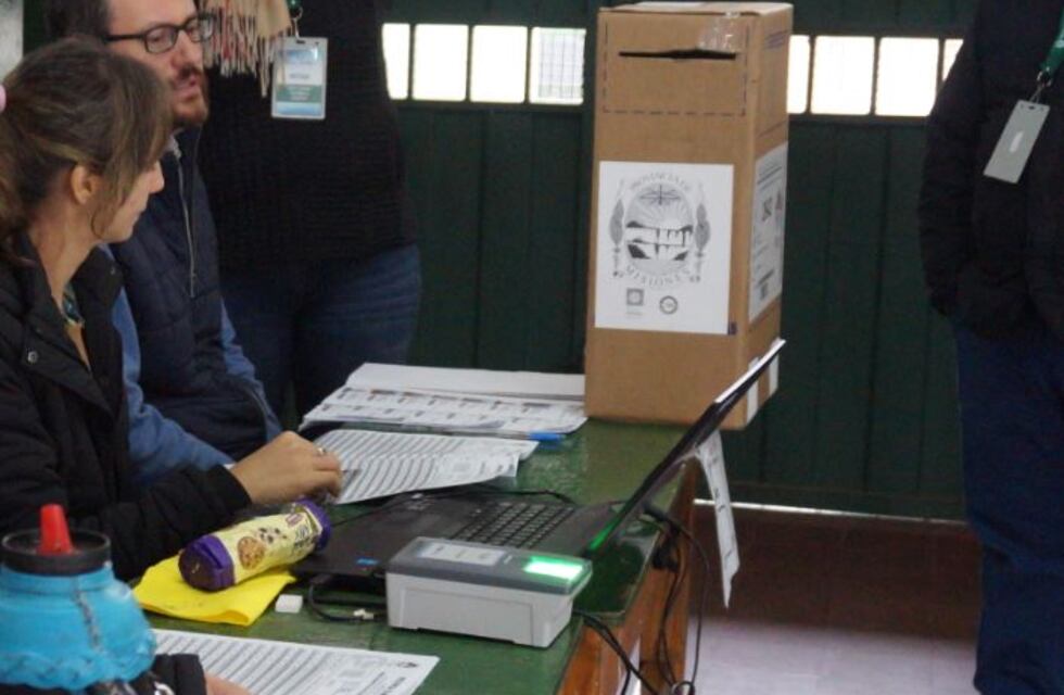 Elecciones 2023: de los 34 sublemas que se presentaron en Eldorado, 27 continúan en la carrera electoral