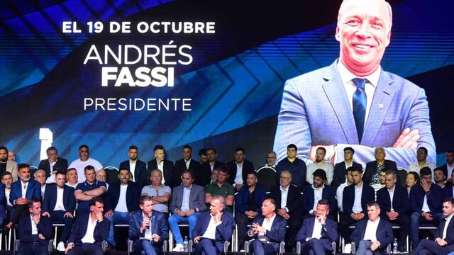 Presentación de la lista de Andres Fassi para las elecciones de Talleres en el Centro de Convenciones Córdoba.