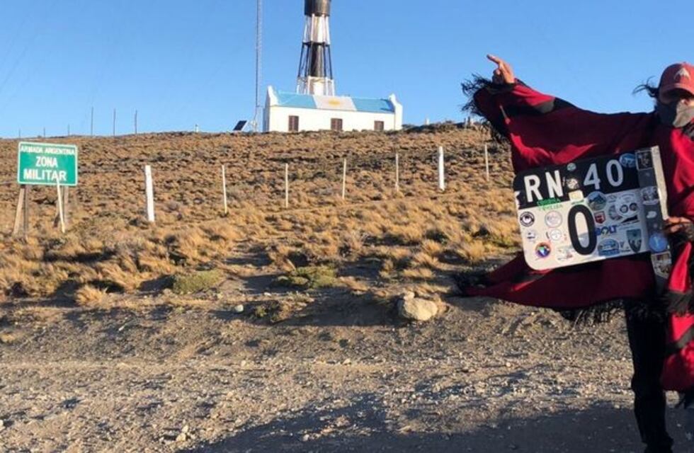 Un veterinario salteño recorrió dos veces el país de punta a punta y completó el “pasaporte de la ruta 40″