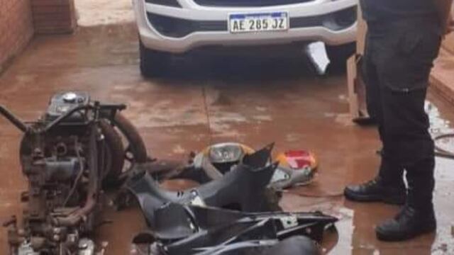 Denunció a su hijo por desarmar una motocicleta robada para venderla