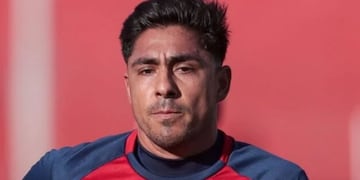 Qué se habrían llevado en el allanamiento a la casa del jugador de Unión Santa Fe y qué tendrían que ver con la causa de abuso infantil