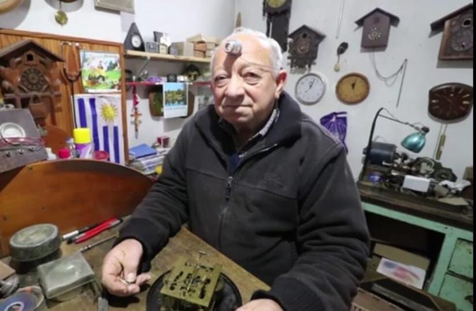 El Reloj Cu Cú de luto en Carlos Paz: falleció uno de sus históricos relojeros