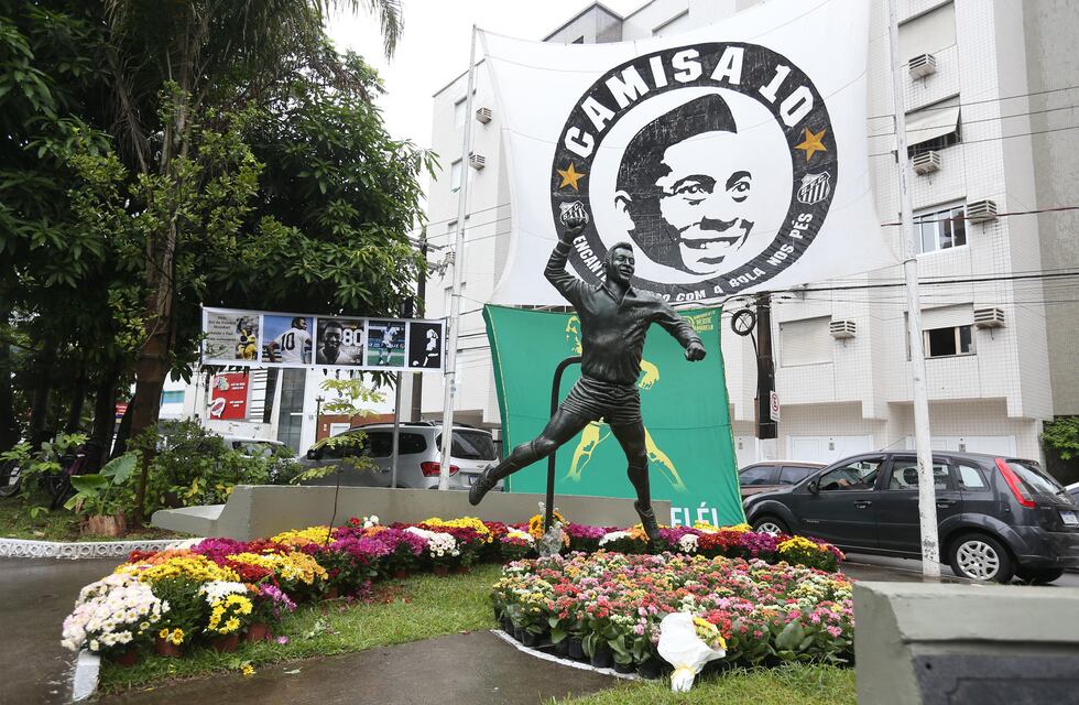 Brasil despidió a Pelé: el máximo ídolo futbolístico fue sepultado en Santos
