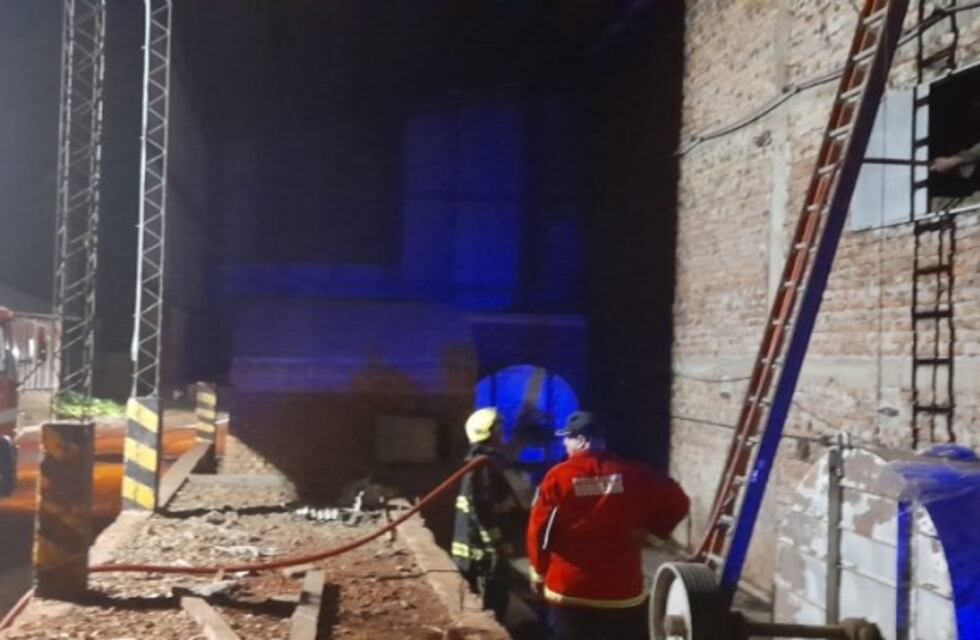 Se incendió un secadero de yerba en Villa Bonita