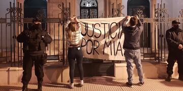 Nueva movilización pidiendo Justicia por el caso del abuso sexual en el Colegio San José de Rafaela