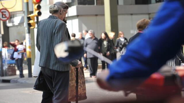 Motochorros atacaron a una mujer de 78 años y la provocaron dos fracturas. (La Voz / Archivo)