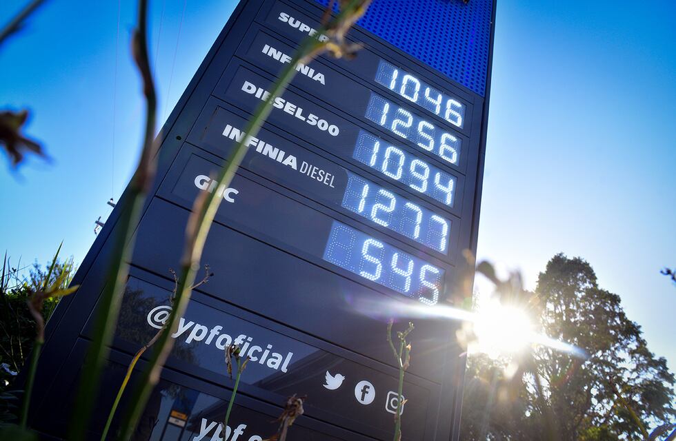 Nuevo aumento de combustibles: la nafta súper ya supera los 1.000 pesos por litro en Punilla