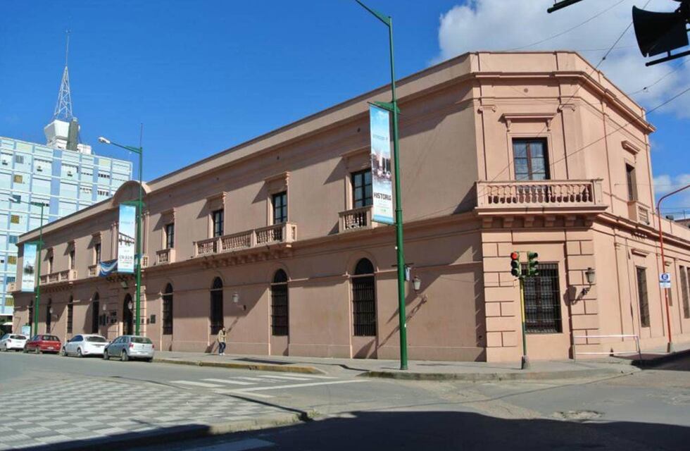 El gobierno provincial realiza un documental sobre las instituciones que fueron Casa de Gobierno en la provincia