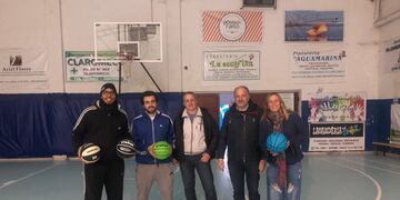 Pablo Garate se reunió con integrantes del Club Recreativo Claromecó