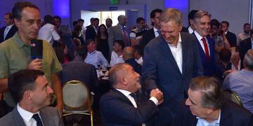 Juan Schiaretti se encontró con Rodrigo de Loredo, Luis Juez y Mario Negri, principales opositores (La Voz).