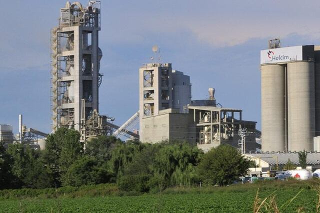 Holcim Argentina cierra la fábrica de cemento de Yocsina.