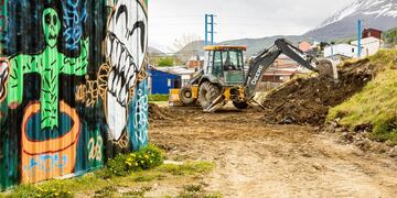 Se dio inicio a los trabajos preliminares para ampliar el Centro Polivalente de Arte Ushuaia profesora “Inés María Bustelo”.