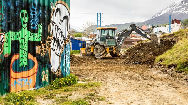 Se dio inicio a los trabajos preliminares para ampliar el Centro Polivalente de Arte Ushuaia profesora “Inés María Bustelo”.