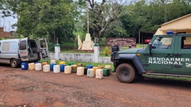 Gendarmería secuestró 500 litros de combustible ilegal en El Alcázar.