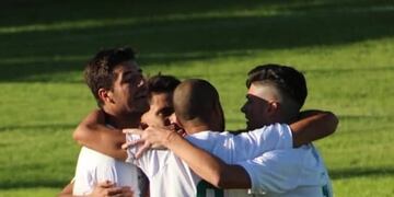 Desamparados ganó en Bahía Blanca y comienza a afirmarse. La Voz del Víbora.