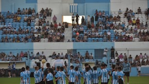 Así se vivió la fiesta de Racing en el Miguel Sancho (Foto: Facundo Luque / La Voz).